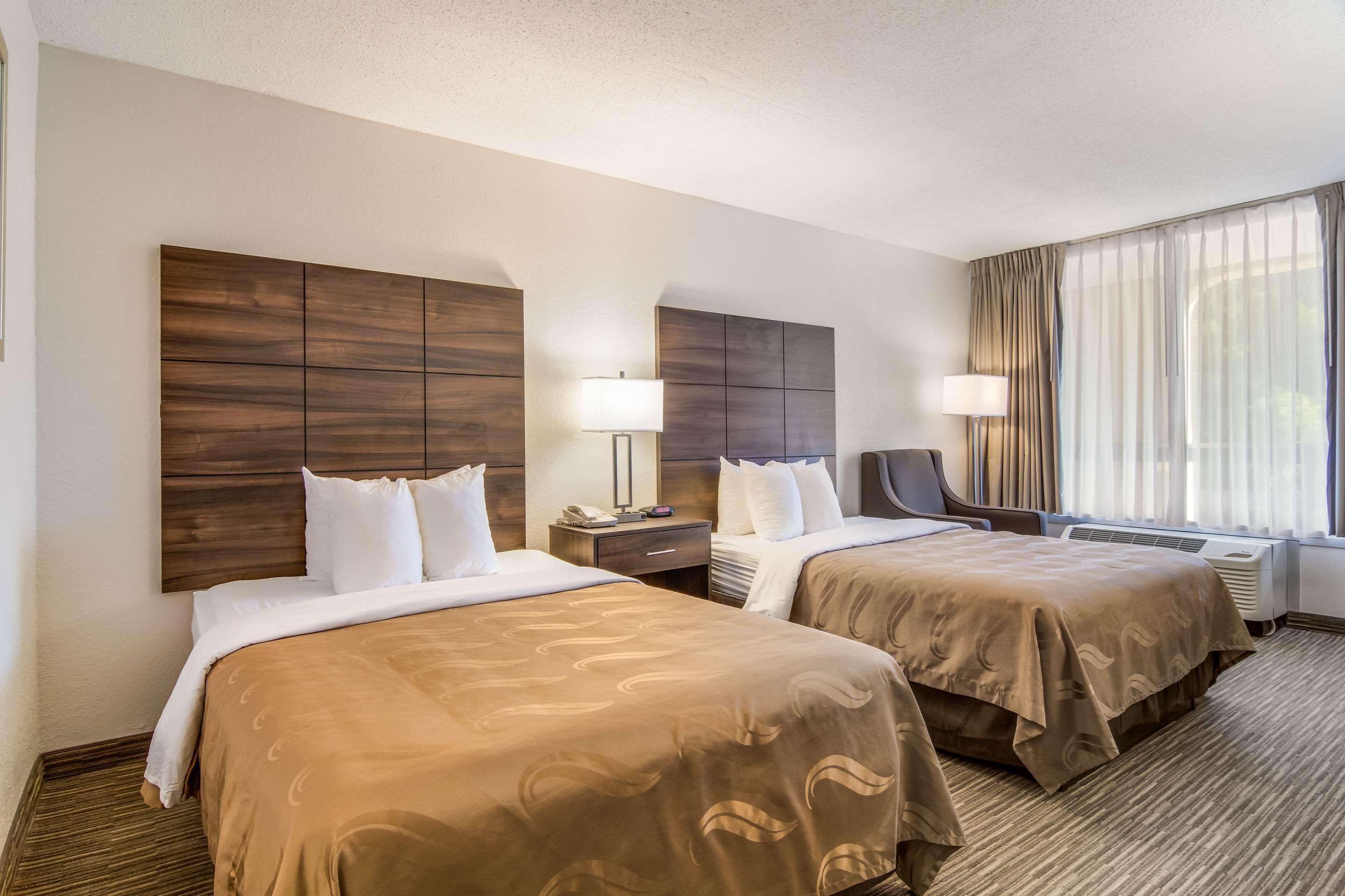 Quality Inn Suwanee I-85 Exterior photo