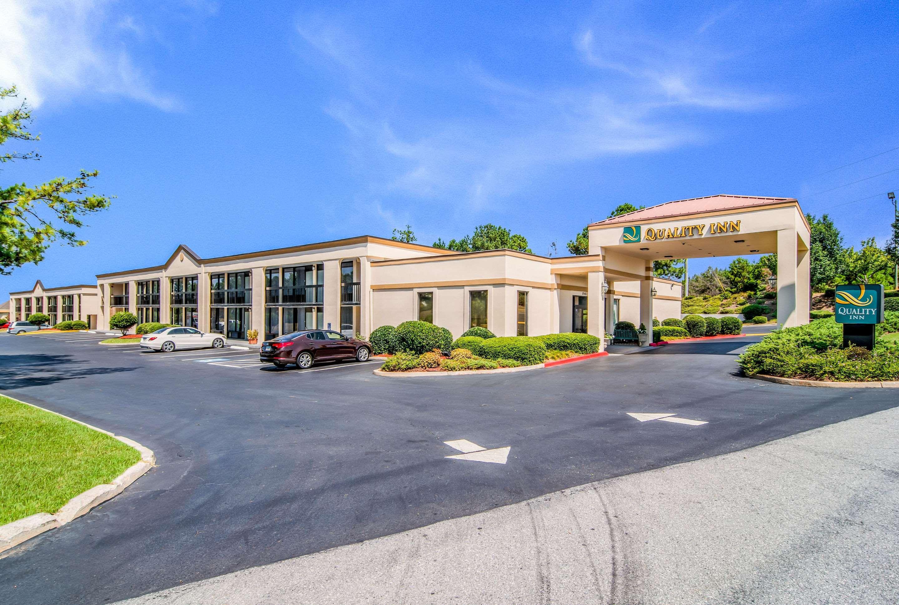 Quality Inn Suwanee I-85 Exterior photo