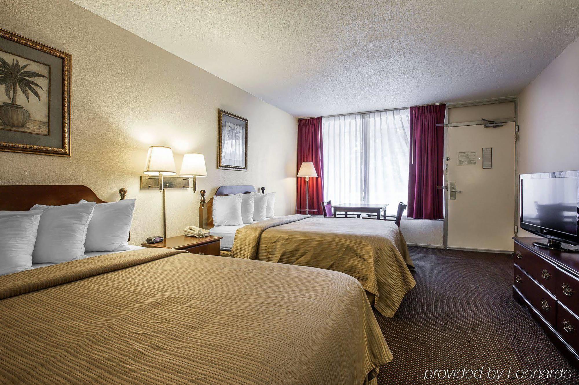 Quality Inn Suwanee I-85 Exterior photo